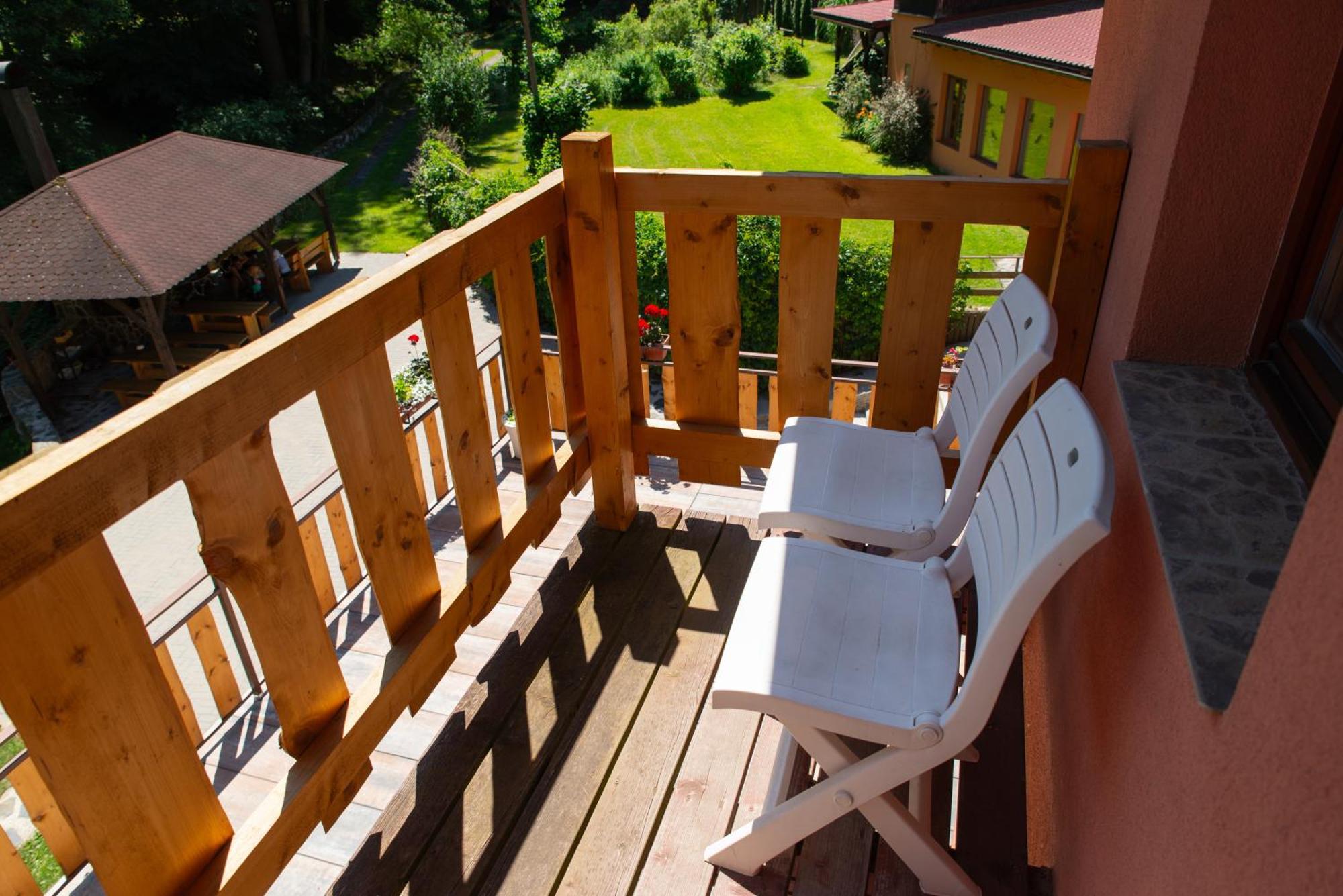 Liškův Mlýn Orlická přehrada Milesov Exterior foto