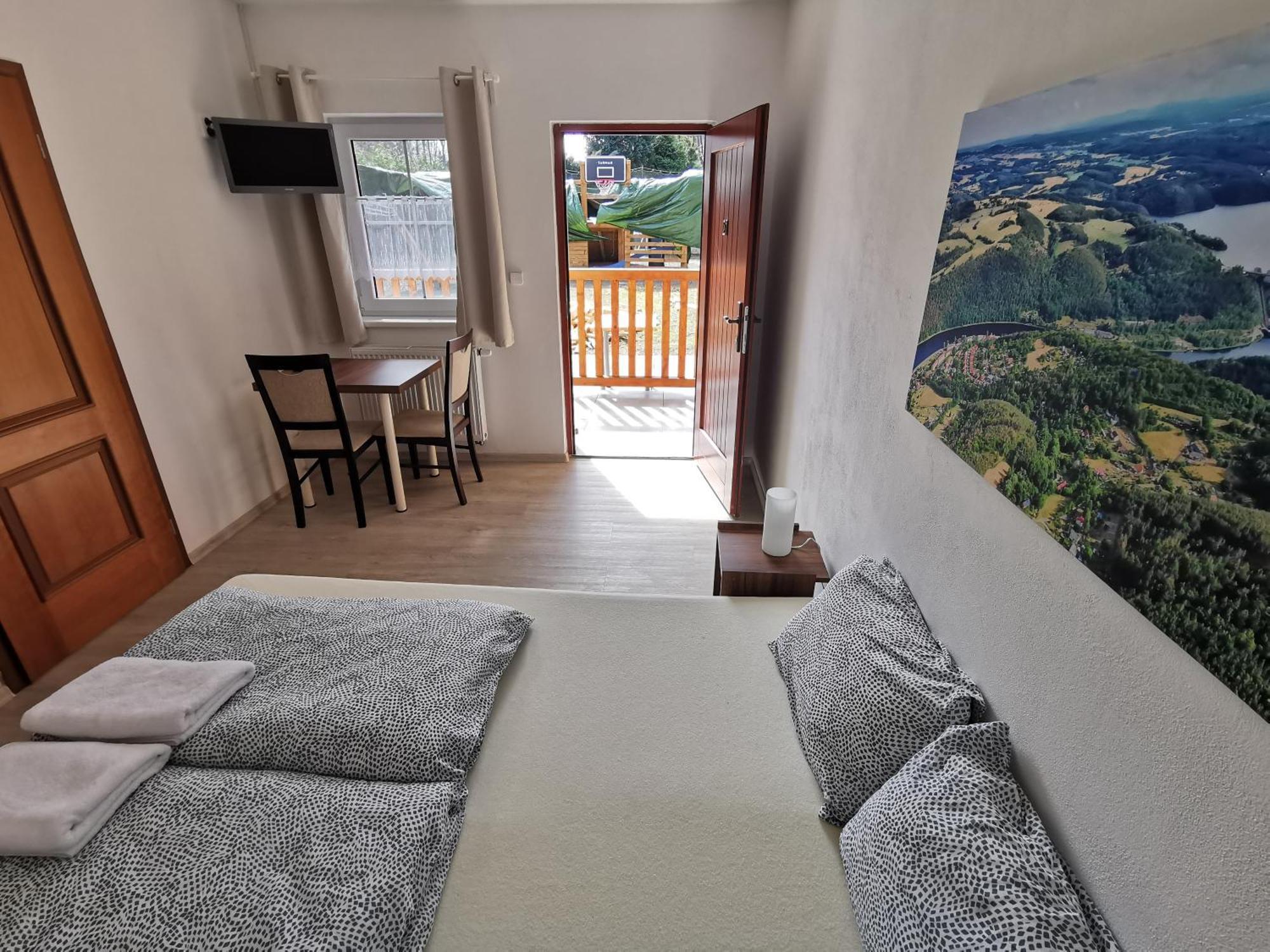 Liškův Mlýn Orlická přehrada Milesov Exterior foto